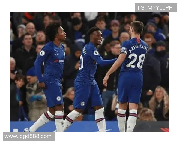 伯恩利与切尔西历史交锋回顾及两队发展历程分析